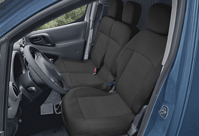 Partner kocsi 3  huzat-külön  sofőrüléssel és két személyre való utasüléssel