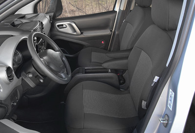 TAILOR MADE elülső ülésekre való huzatok