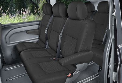 Méretpontos üléshuzatok a autók (második és harmadik sor)